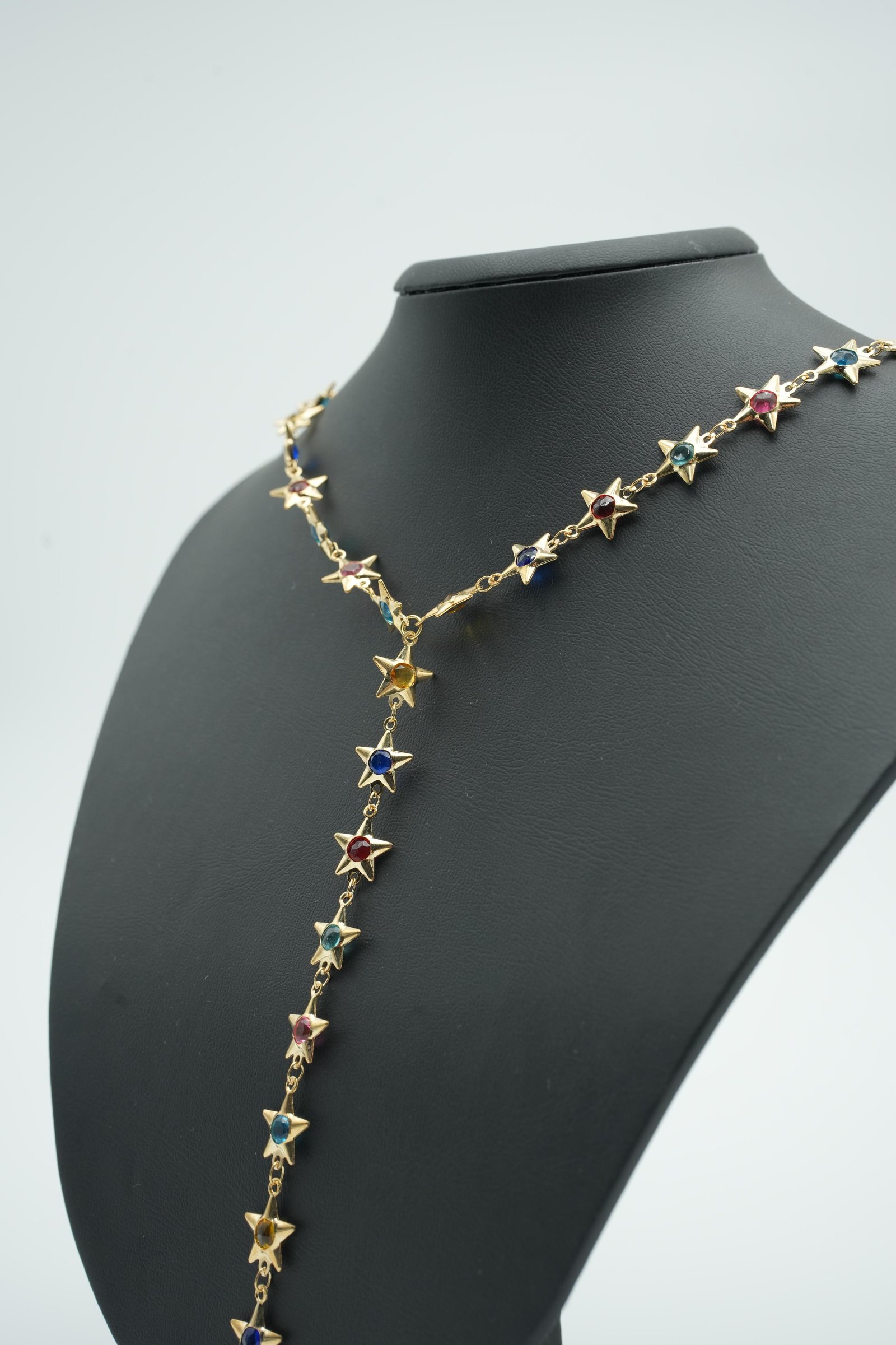 Yıldızlı Yasmin Kolye