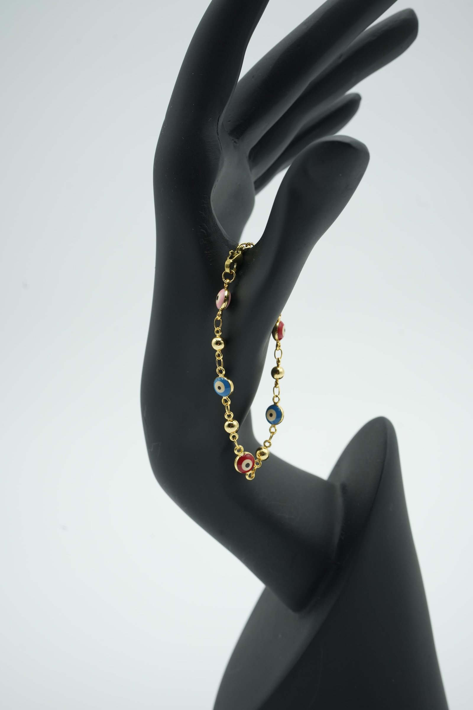 Renkli Gözlü Yasmin Kolluk Çocuk